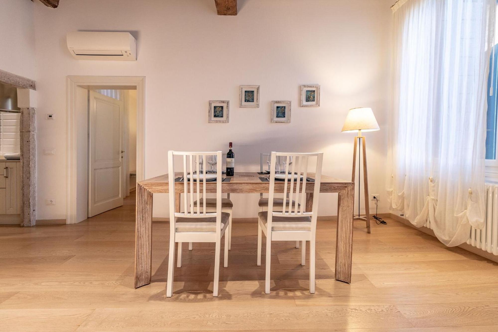 Italian Experience-san Zaccaria Boutique Apartment *
